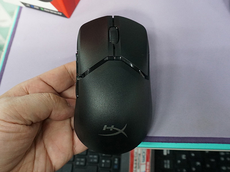 ボディ交換などができるマウス「HyperX Pulsefire Saga」が登場、接続