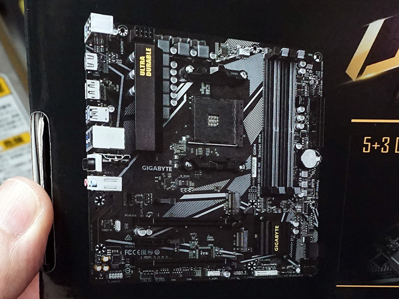 GIGABYTE B550M DS3H マザーボード B550M DS3H (rev. 1.4) 主な特徴 | マザーボード - GIGABYTE Japan