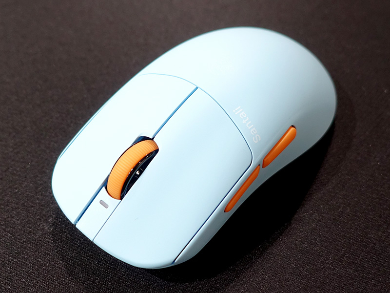 ポリカーボネートシェル採用の軽量ゲーミングマウス「Santali