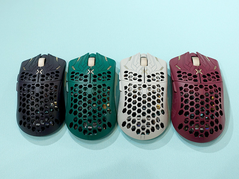 イチゴ1粒よりも軽い超軽量ゲーミングマウス「UltralightX Prophecy