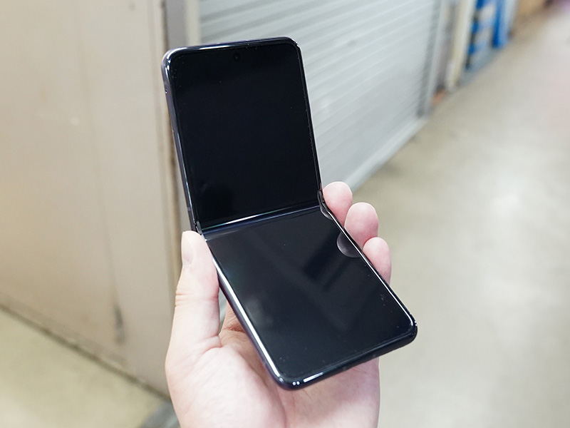 Motorola razr 40 スマホ ジャンク品 motorola razr 40 ultraカバー モトローラ レーザー ultra 背面