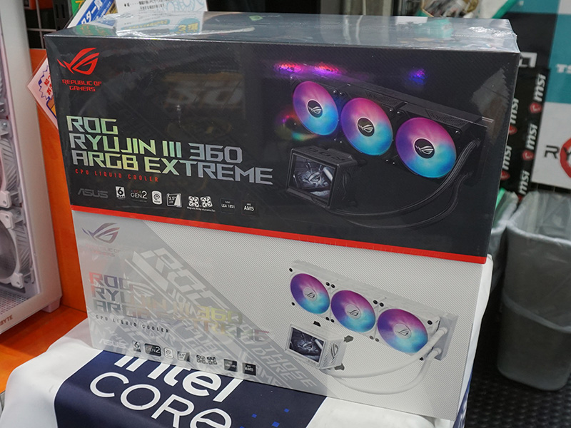 ASUSの高級水冷クーラー「ROG RYUJIN III 360 ARGB Extreme」が