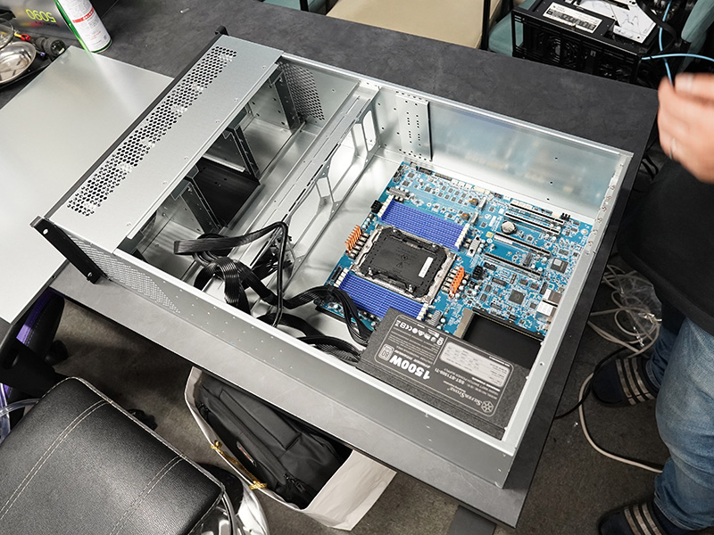 新発売】 ツクモさんにお願いしていたオーダーメイドのPCが届き