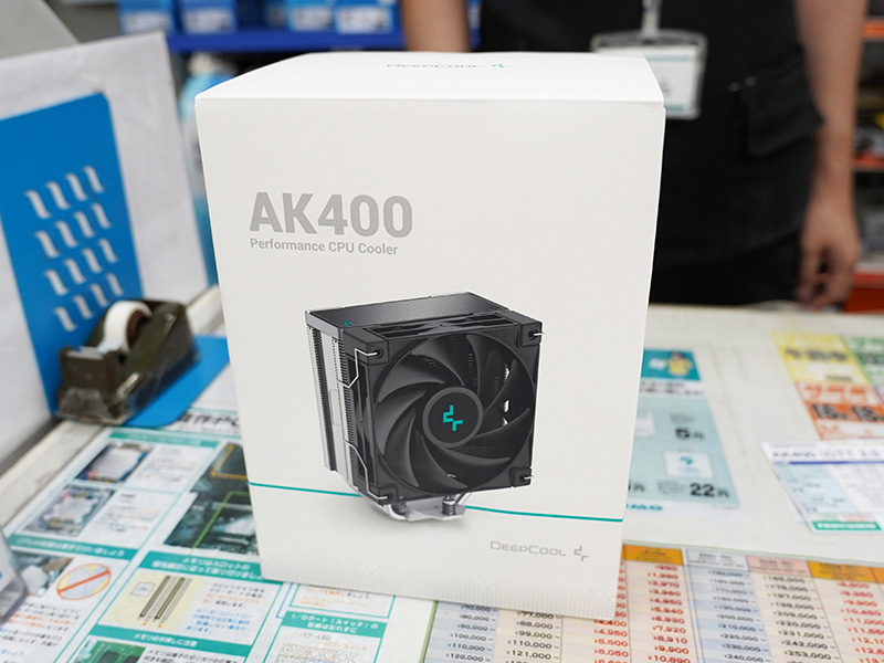 水冷機2台 SAPPHIRE、第7世代Asetekポンプを内蔵したオールインワン水冷「NITRO+