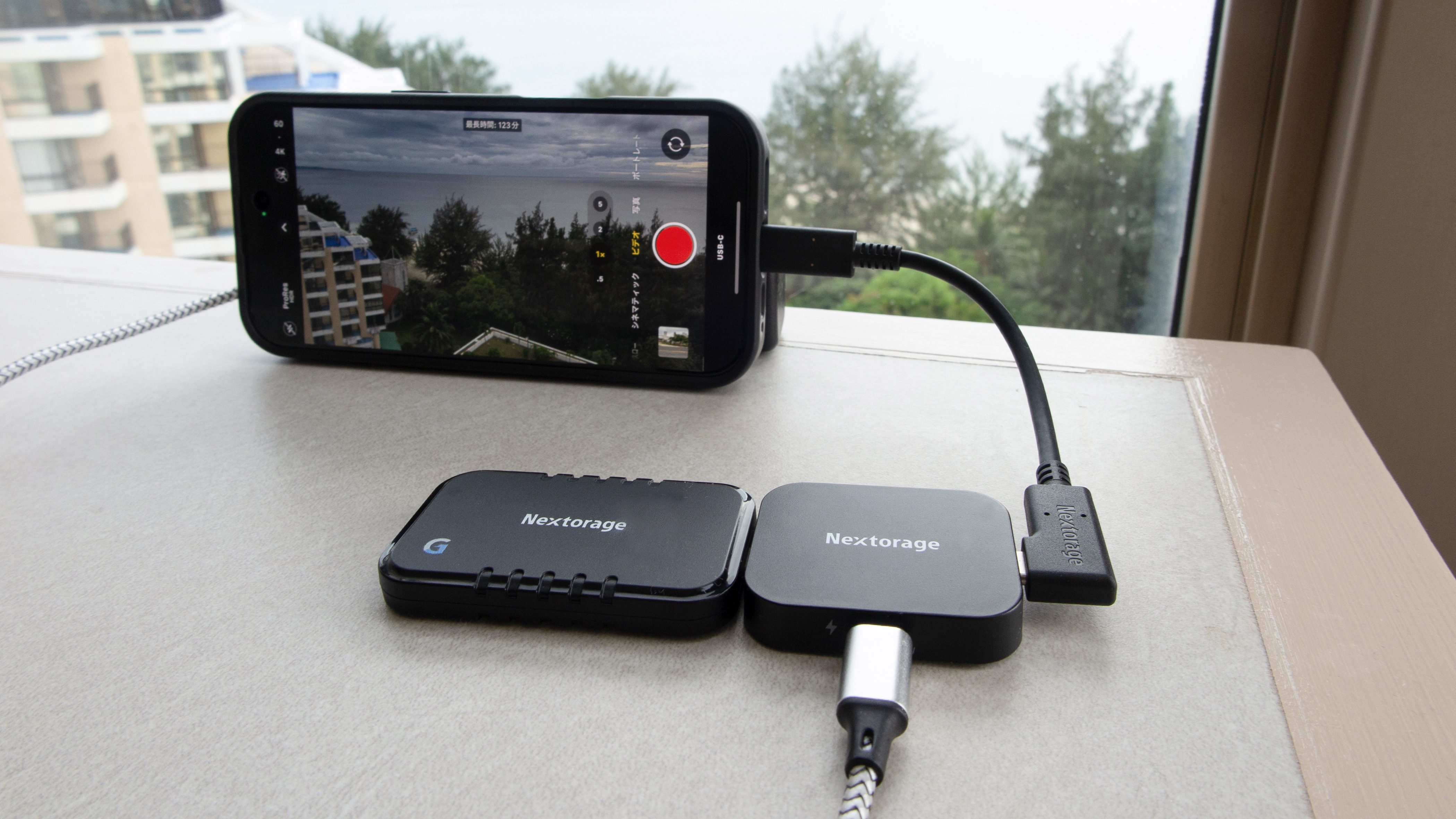 Nextorageの小型外付けSSDとiPhone 16 ProでProRes 4K/60fpsビデオ録画