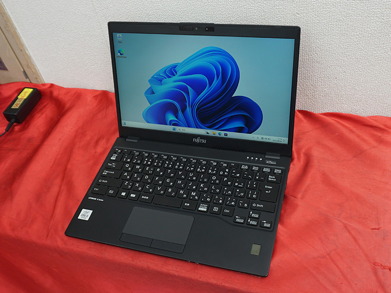 Core i5-10310U搭載の13.3型「LIFEBOOK U9310/D」が34,800円