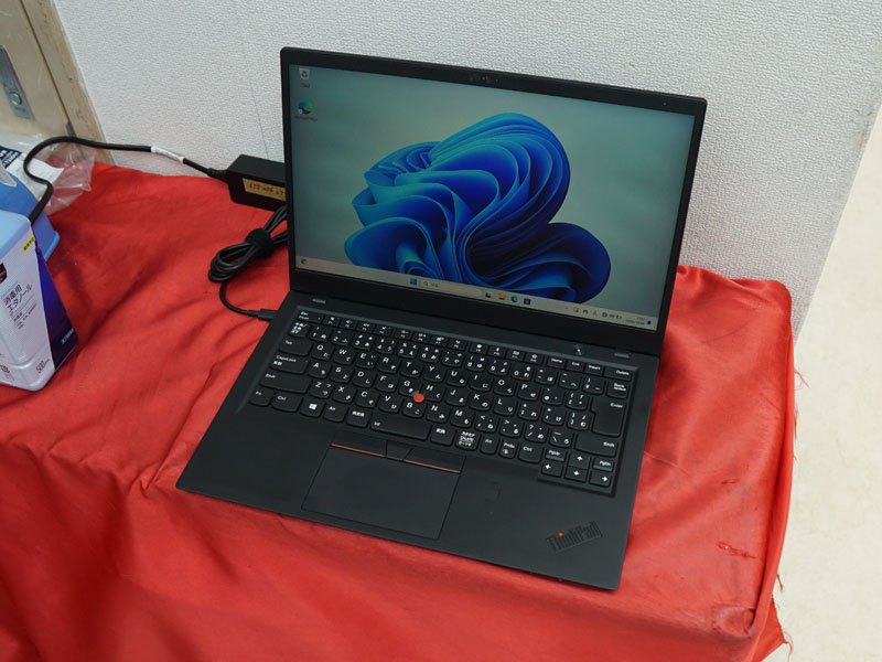 超美品THINKPAD X1 CARBON 高級ノート型PC i5 10世代 img58-ThinkPad_X1Carbon_Gen10.png