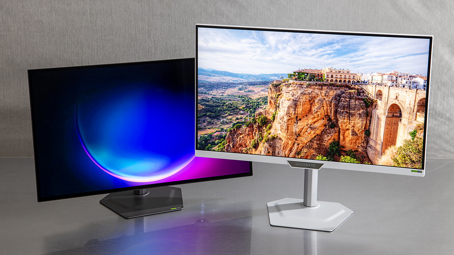 ワンタッチで解像度＆表示サイズを変更できる”ゲーミングモニターが