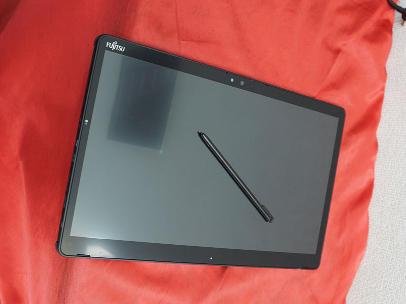 Core i3-8145U搭載の2in1「ARROWS Tab Q739/A」が12,800円、中古PC