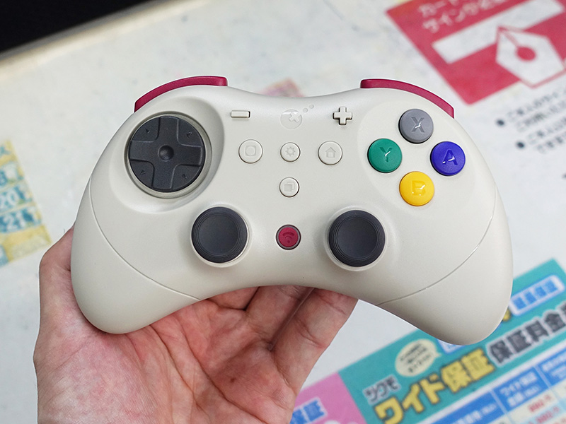 Logitech CyberMan 2 デジタルゲームコントローラー レトロ レトロデザインのワイヤレスゲームパッド「GuliKit Elves 2 Pro」が
