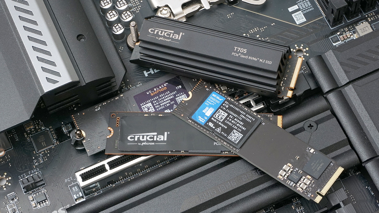 SSDはプラットフォームで性能が変わるのか? Intel/AMDの4環境で試した