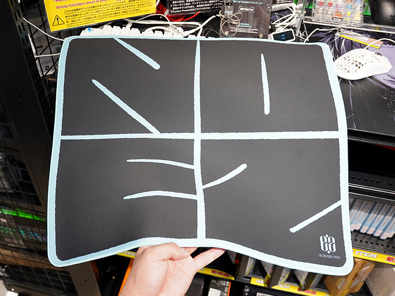プロゲーミングチーム監修のマウスパッド「NOEZ FOXX Limited MousePad