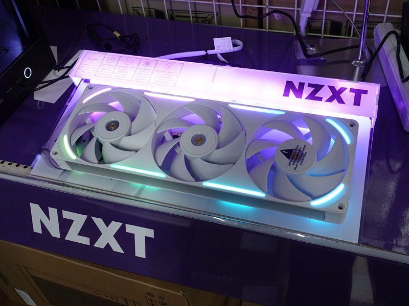 NZXTの高性能連結ファン「F360X」のサンプル展示、TSUKUMOでスタート