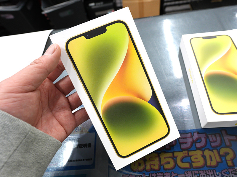 Apple iPhone 14 Plus 128GB カナダ版 カナダ版「iPhone 14 Plus」が87,800円から！イエローカラーの新品が