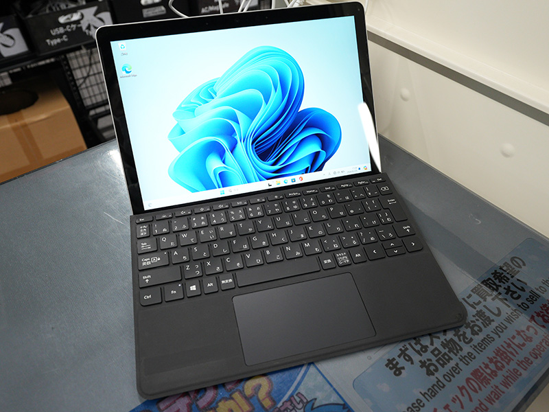10.5型タブレットPC「Surface Go 2」がタイプカバー付きで15,800円