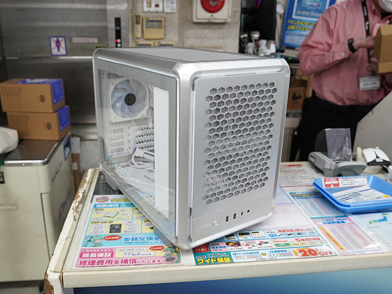 自作PCケース Cooler Master 本体 ハードディスク以外そのまま！ a1.jpg