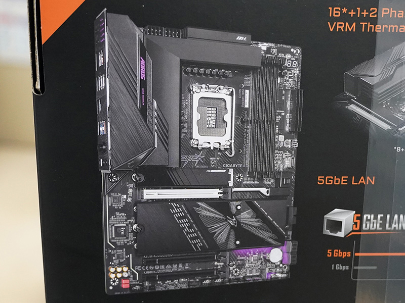 GIGABYTEのCore Ultraマザー「Z890 AORUS ELITE WIFI7 PLUS」が発売
