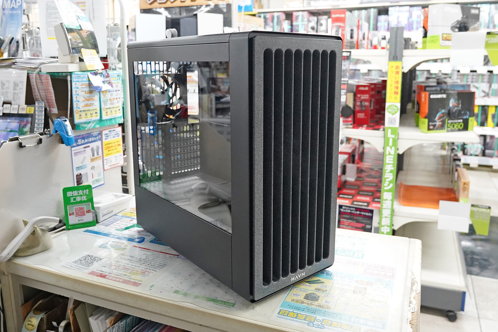HAVNの高冷却PCケース「HAVN BF360 FLOW」が登場、高風量180mmファンを