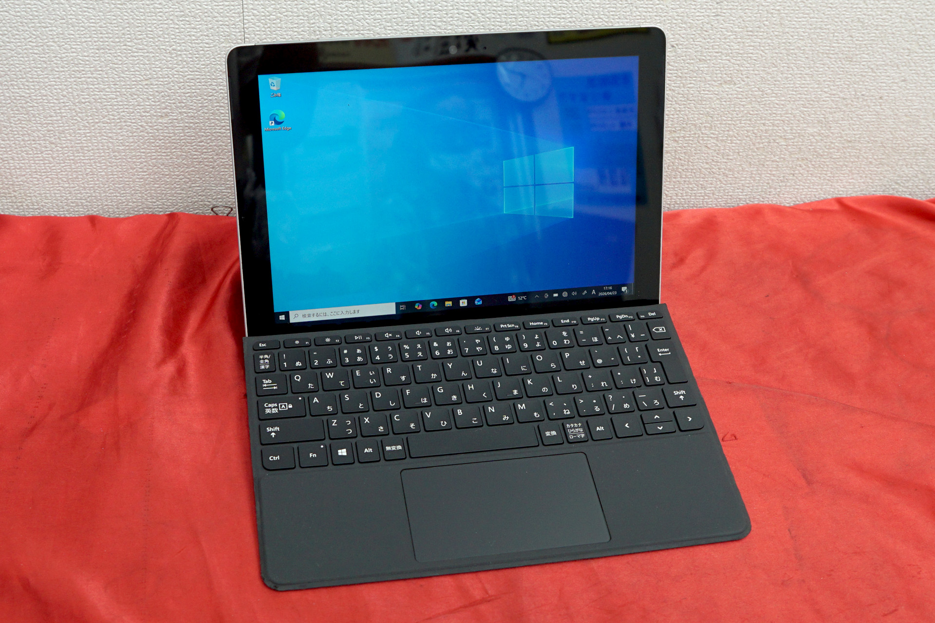 タイプカバー付きのMicrosoft製10インチ2in1「Surface Go」が9,800円