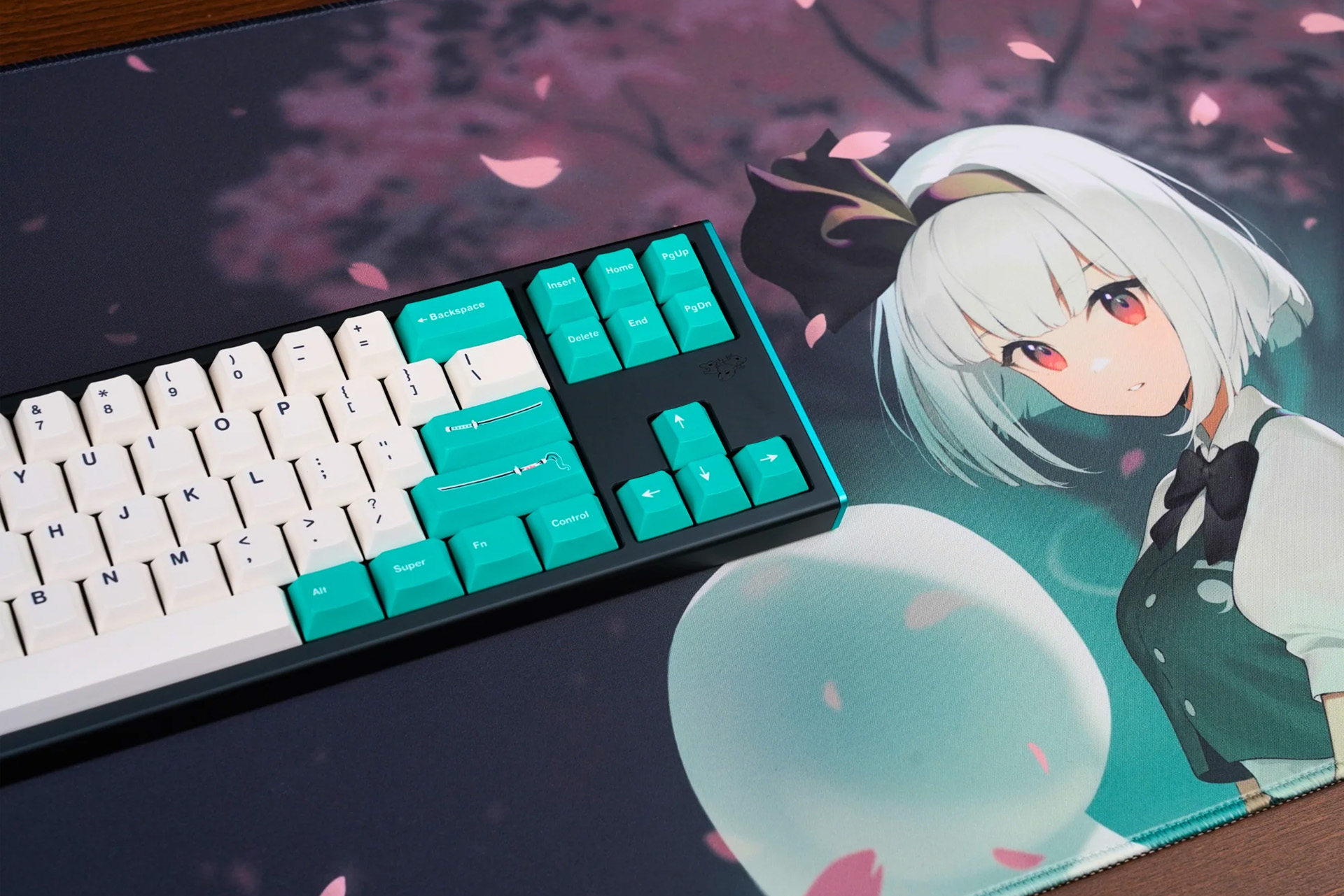 東方project　イラスト キーボード　JUNK 魂魄妖夢」モチーフのキーキャップとデスクマットが登場、Cannonkeys
