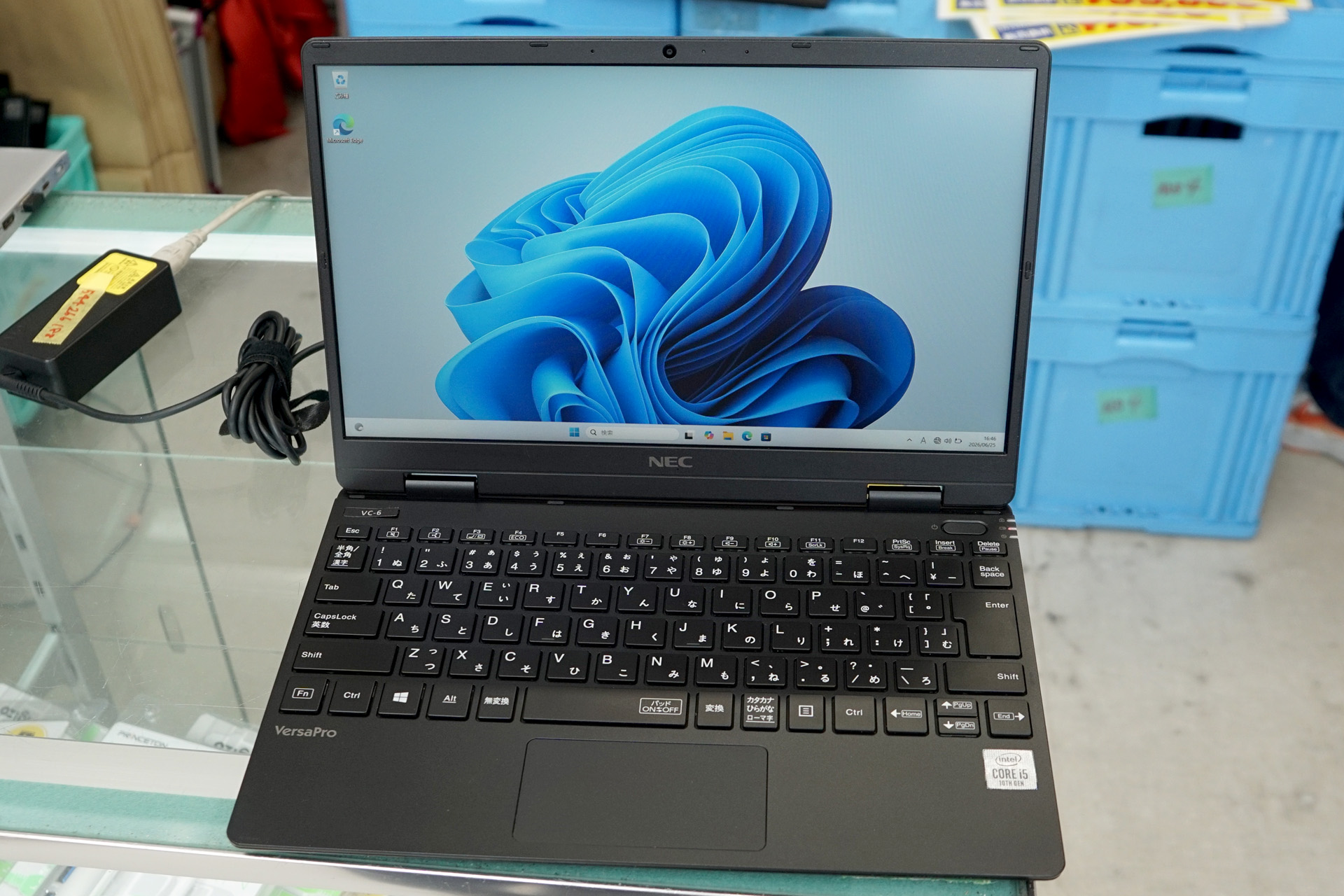 第10世代Core Y搭載の12.5インチNECノートが17,800円！中古PCセール