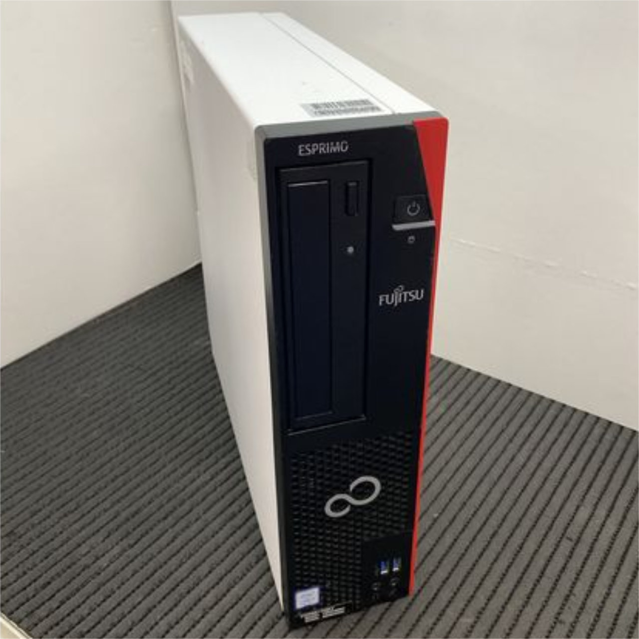 Core i3-8100やDVD-ROMドライブ搭載の富士通製デスクトップPCが15,980