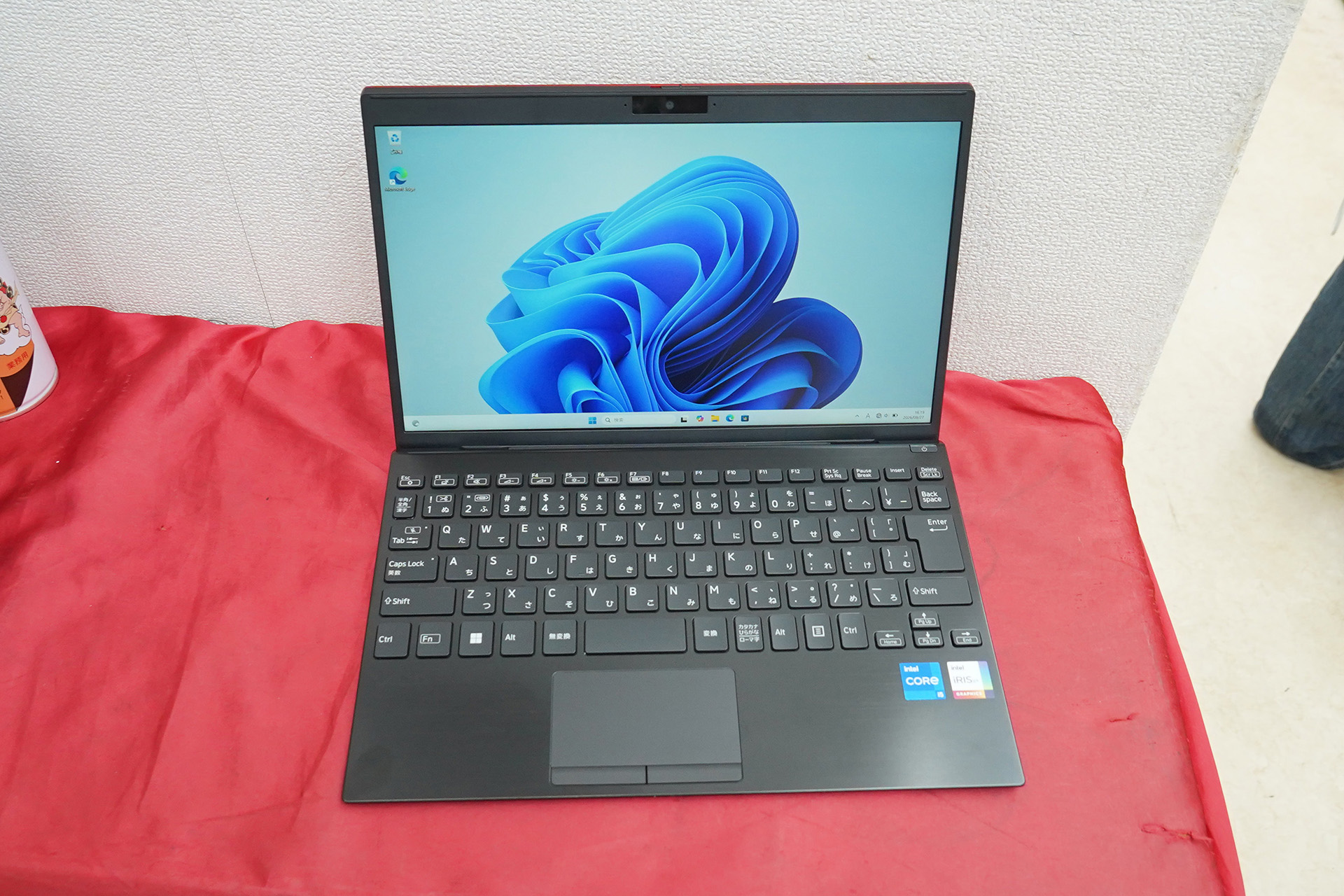 Core i5-1340Pや16GBメモリ搭載の12.5型「VAIO」が79,800円、赤色筐体