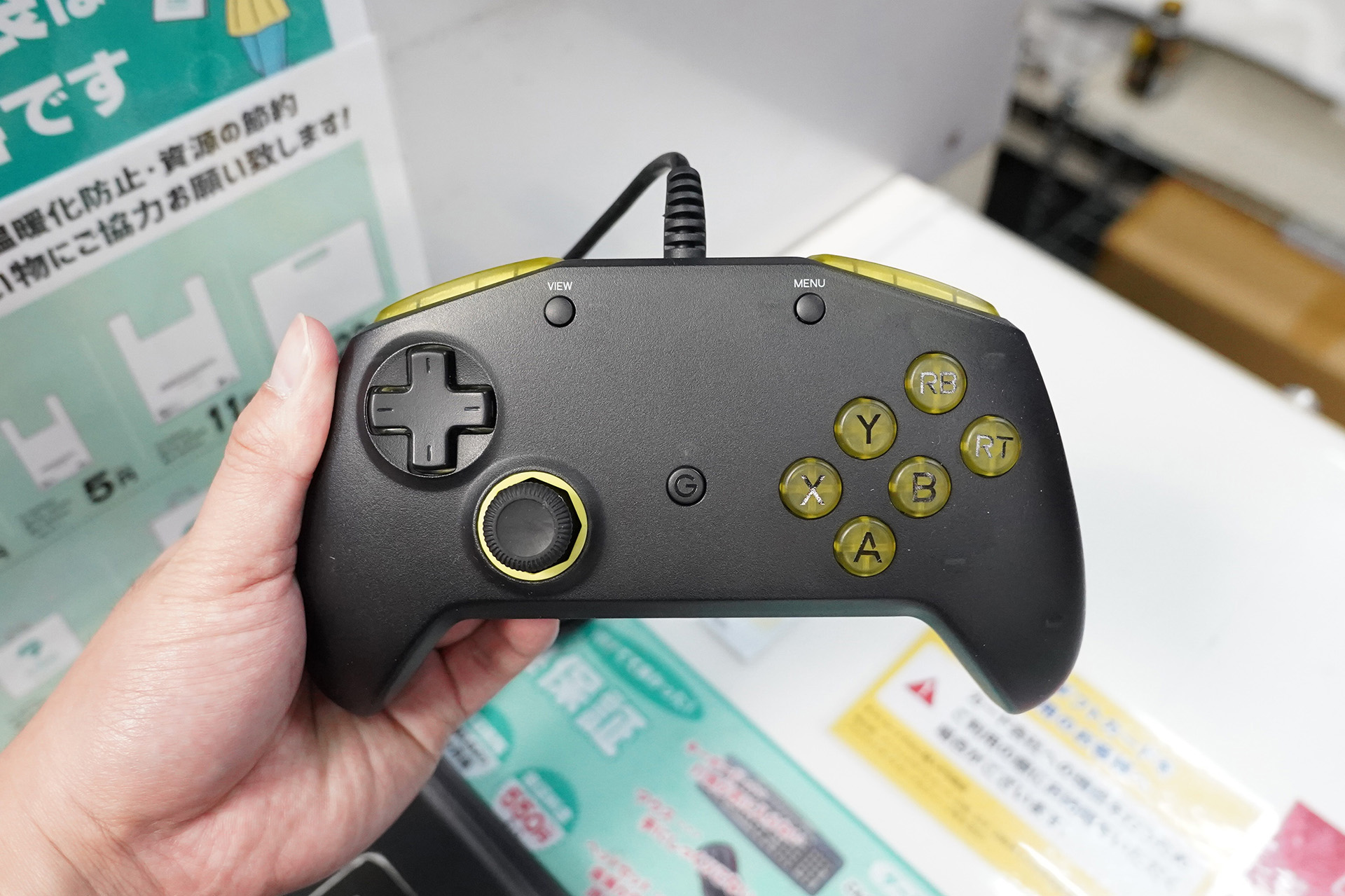 天面6ボタン搭載の格闘ゲーム向けコントローラー「Omni 6 for PC」がGRAPHTから、カラーは5種類 - AKIBA PC Hotline!